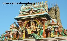 singaravelar sannidhi entrance stucco image