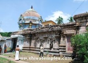 ஆலயத்தின் உட்புறத் தோற்றம்