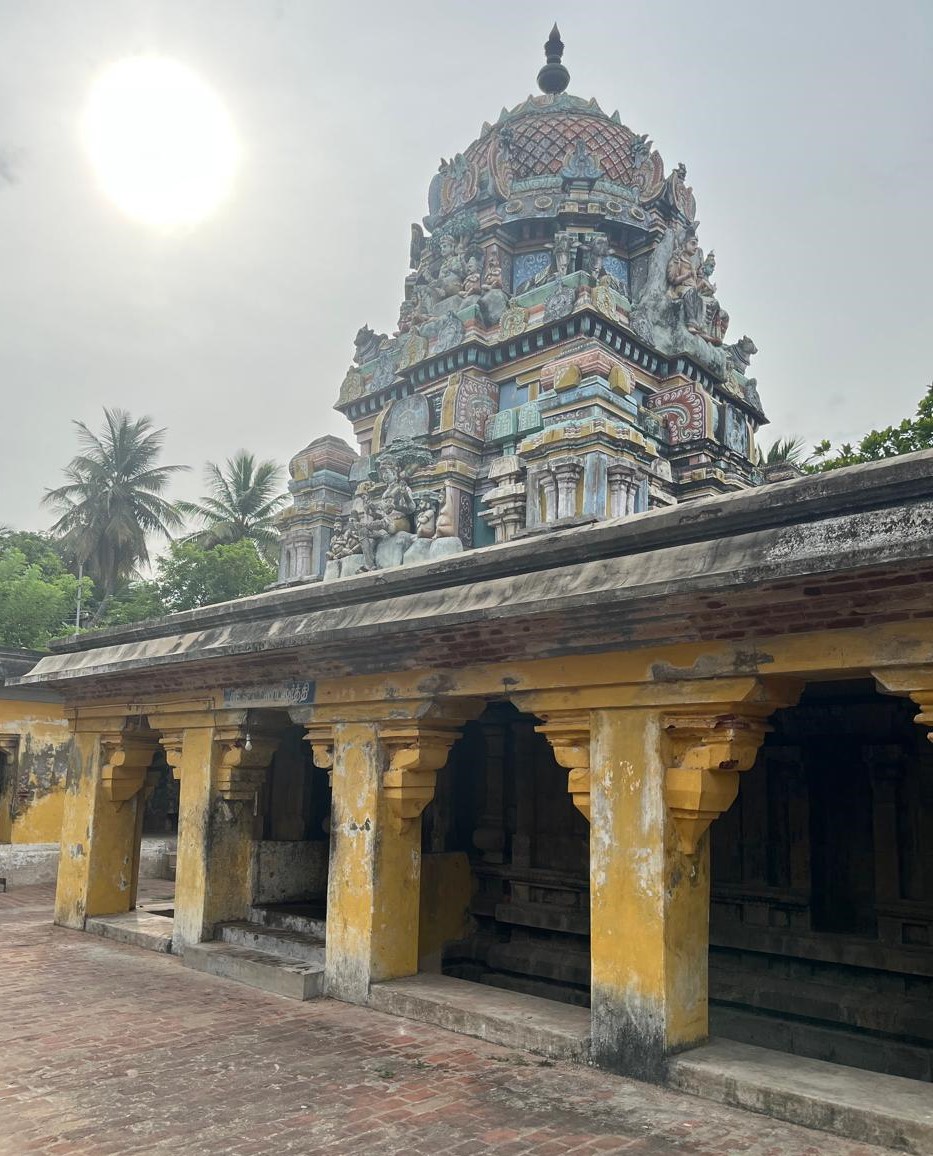 உள் சுற்று பிரகாரம்