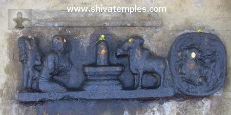 நர, நாராயண பக்ஷி சிவனை வழிபடும் சிற்பம்