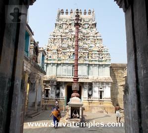 கோவில் 2-வது கோபுரம்